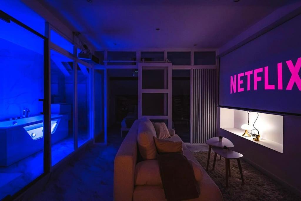 Oasis Chic - Spa Prive & Cinema Reims Ngoại thất bức ảnh